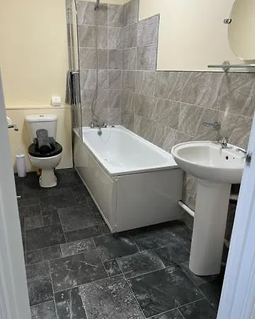 One And Eight Villa Merthyr Tydfil Exterior photo